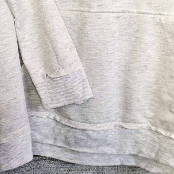 Maurices Gray Hoodie Plaid Snowflake Pullover 1x Plus - Picture 3 of 7